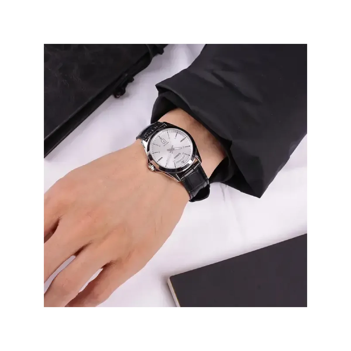 CASIO MTP-1370L-7AVDF — наручные часы