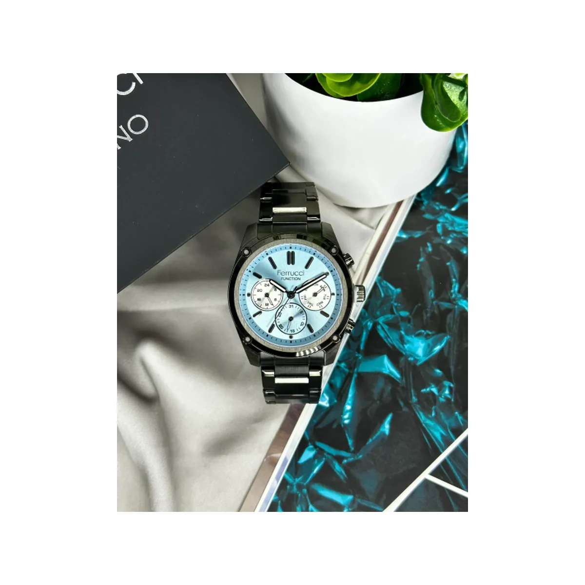Часы Ferrucci FCF.03556M.03, вид циферблата