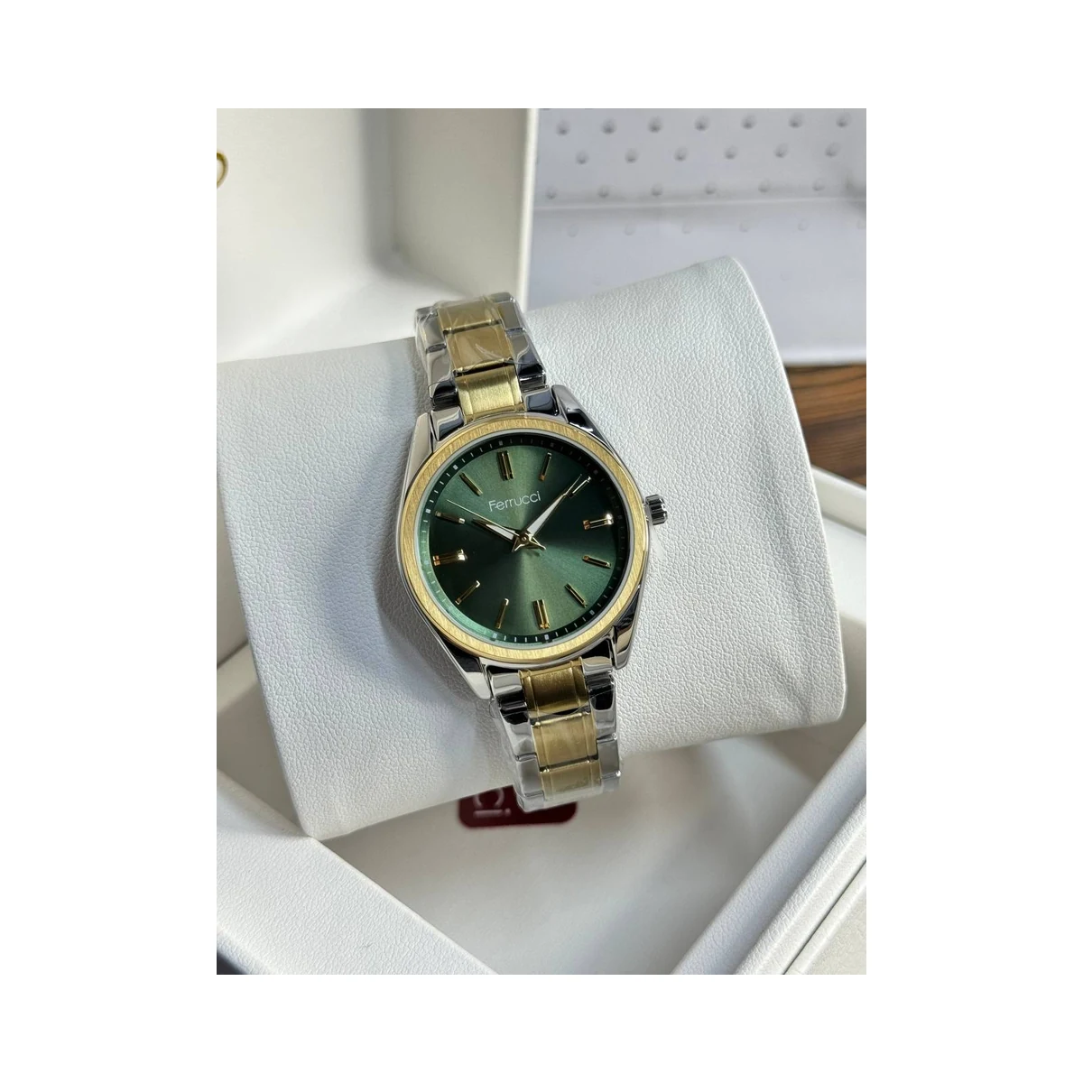 Часы Ferrucci 03294-03, вид циферблата